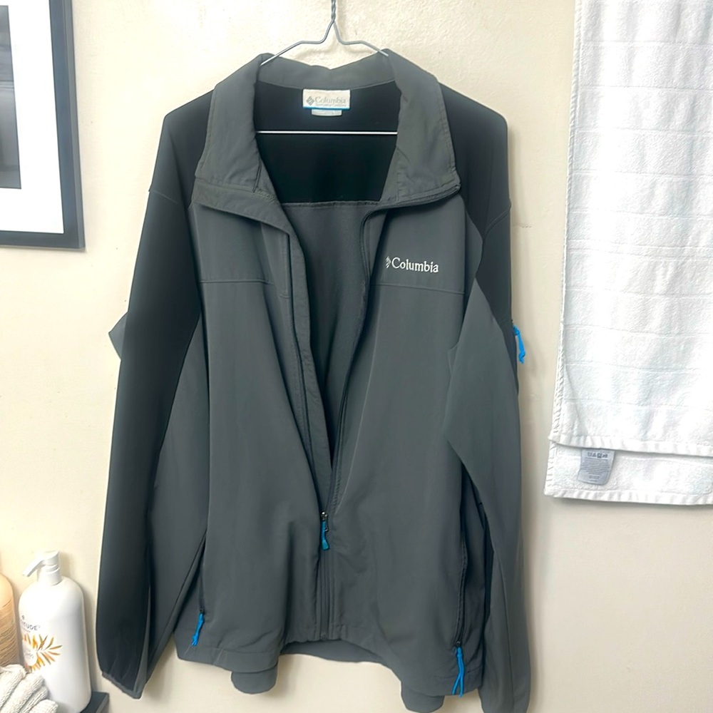 Men’s Columbia spring jacket